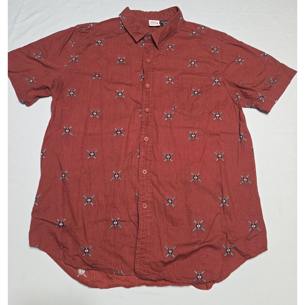 Marvel Deadpool Print Mens XL Short Sleeve Button Up Shirt Maroon Casual Comic